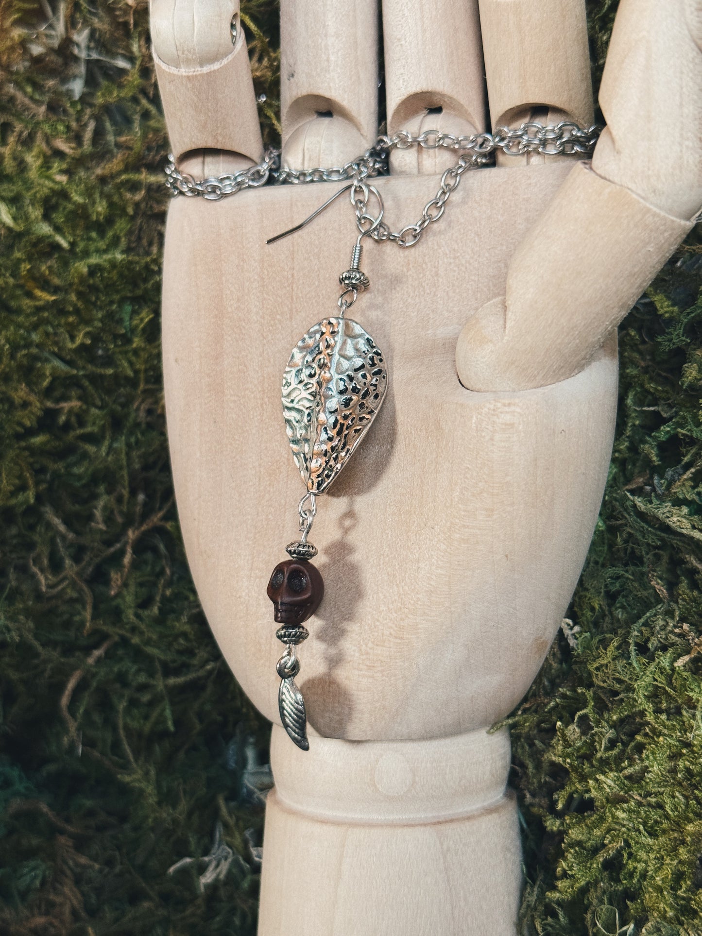 Dead Beat / Single Earring