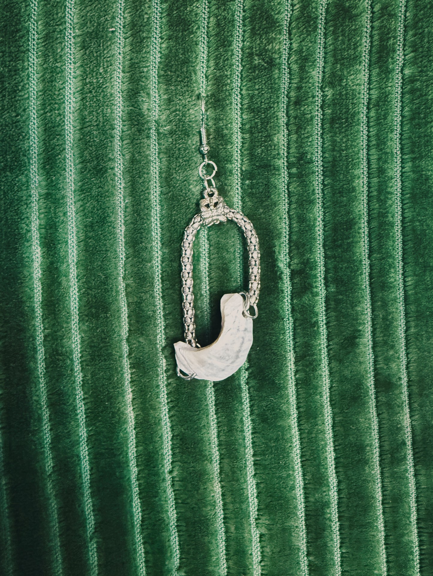 Cradle In Flow / Single Earring