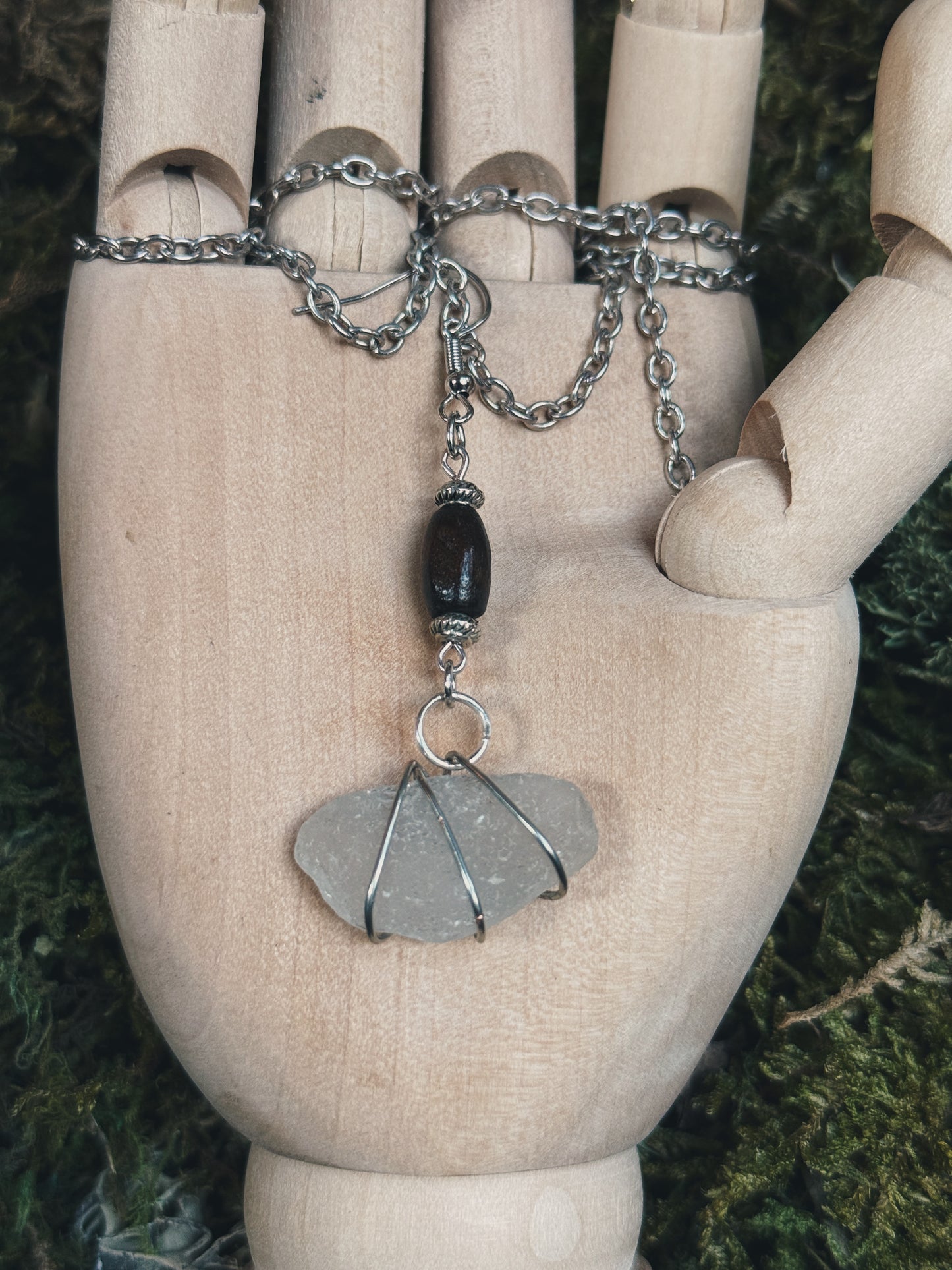 Cast Away / Single Earring