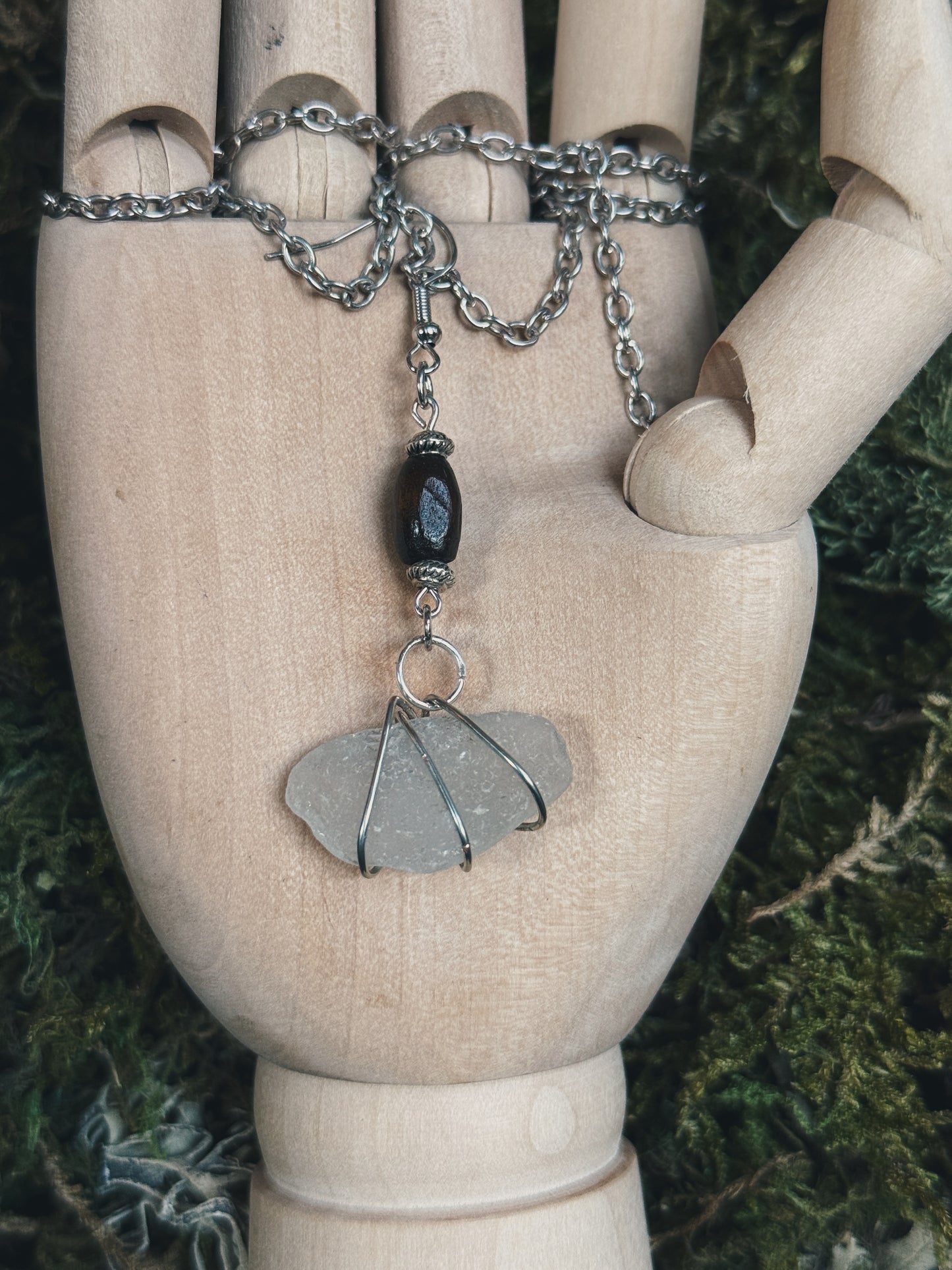 Cast Away / Single Earring