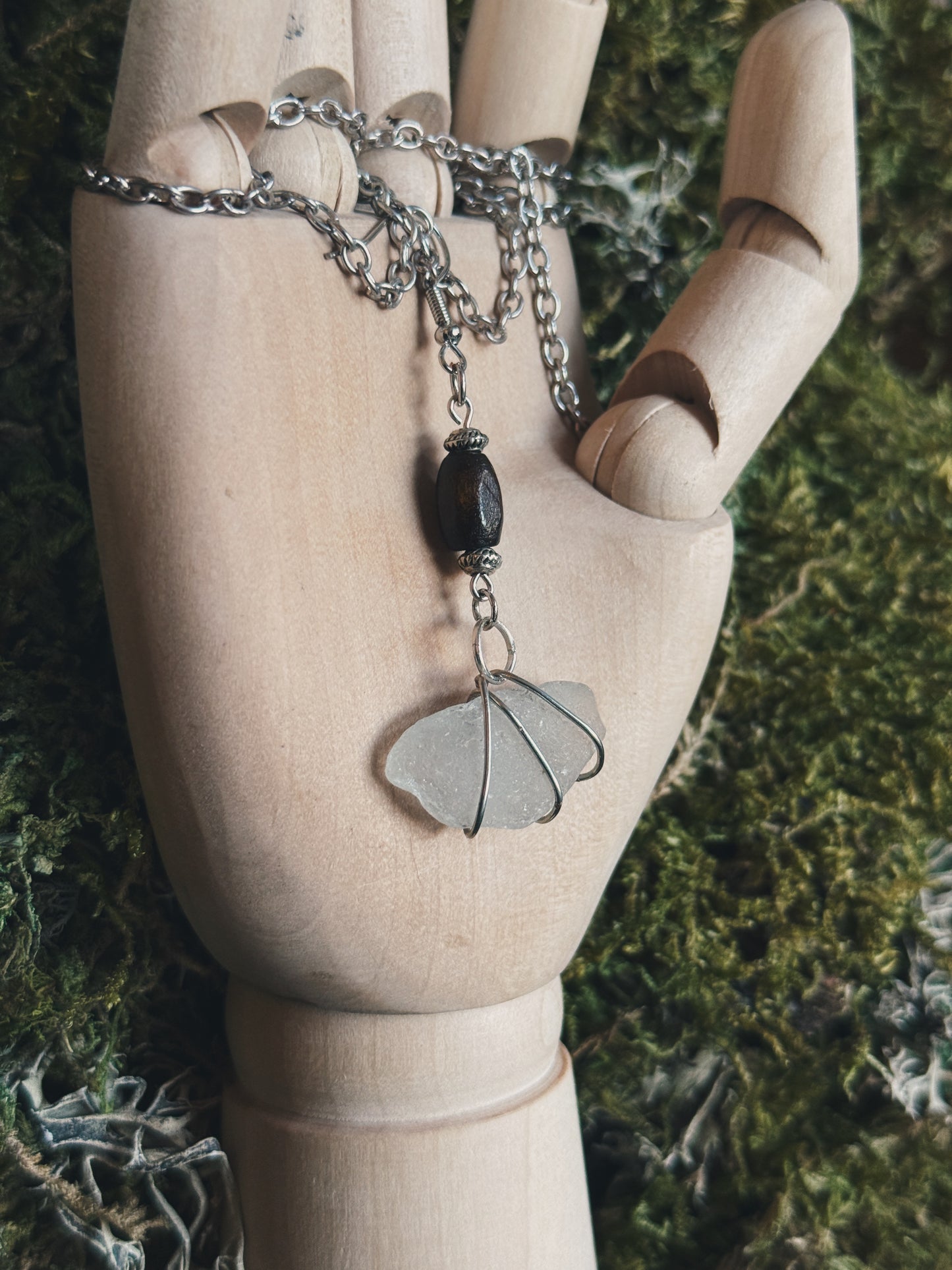 Cast Away / Single Earring