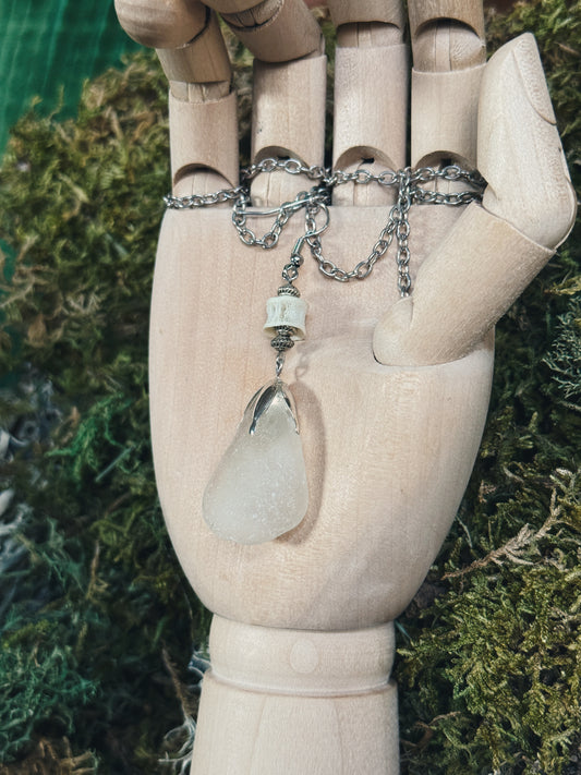 Bottom of the Sea / Single Earring